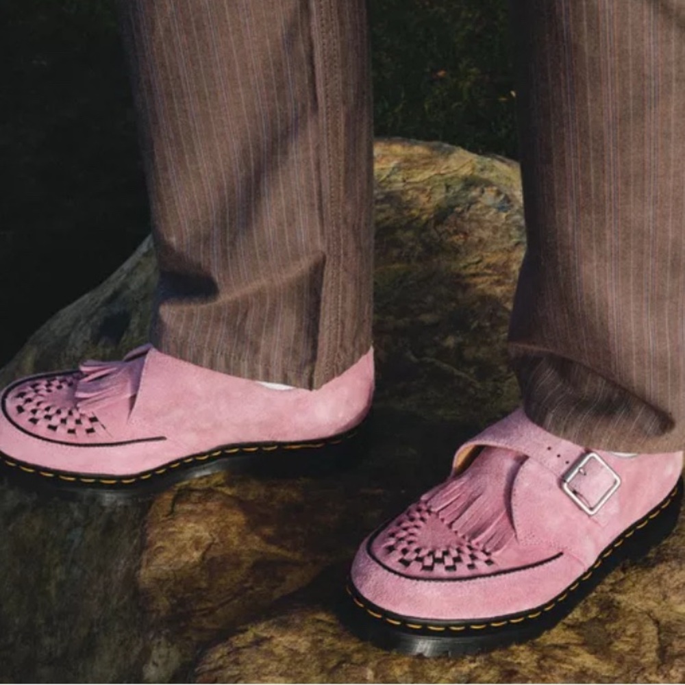 Dr. Martens Pink Loafers Unisex W11 M9.5 mint